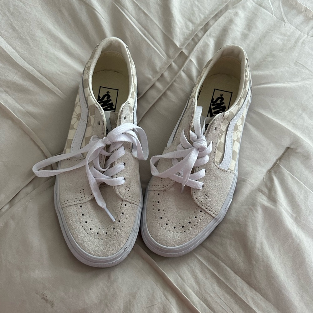 Women’s Vans Sneakers